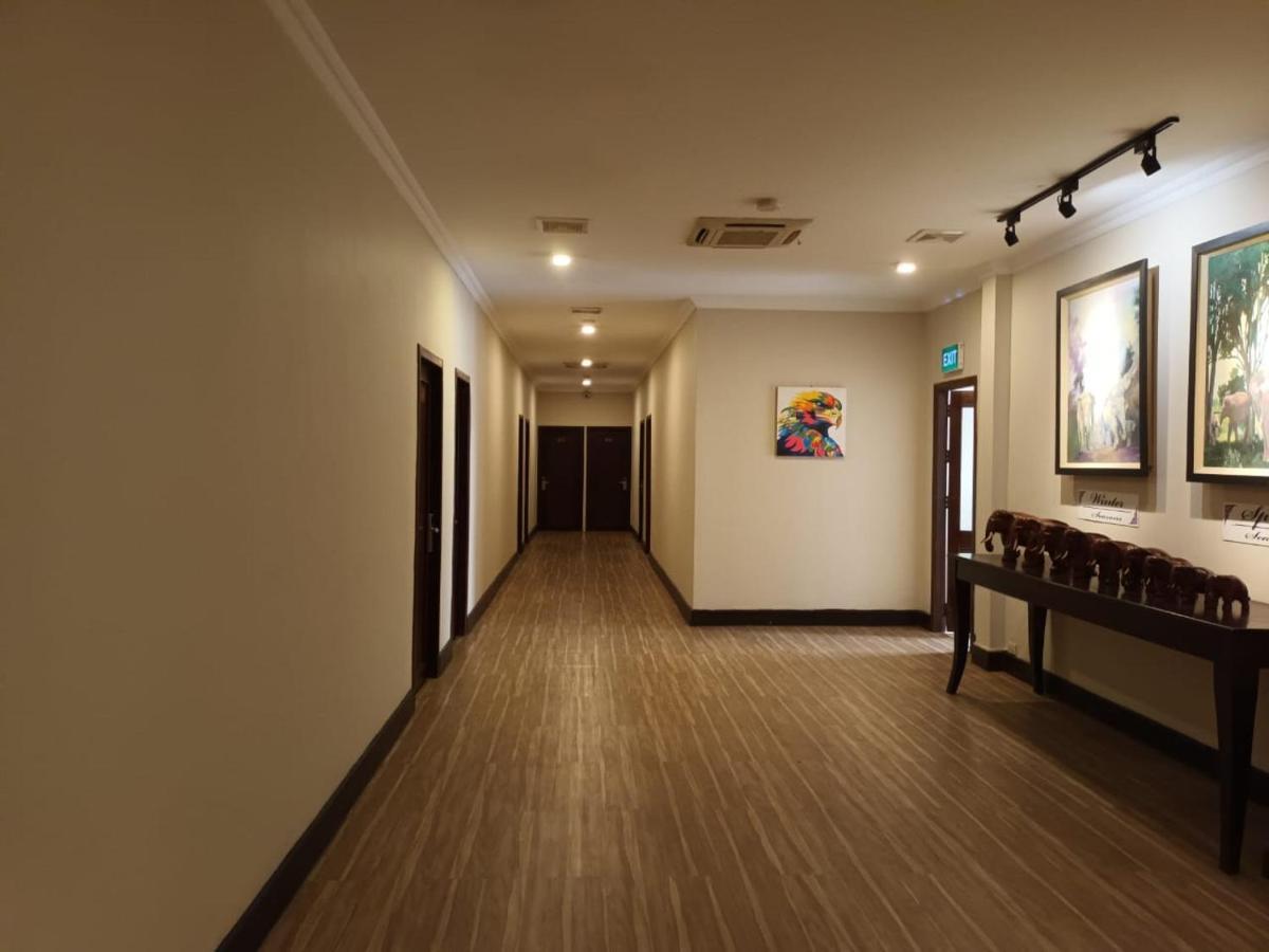Seasons Riverside Hotel Vientiane Exterior foto