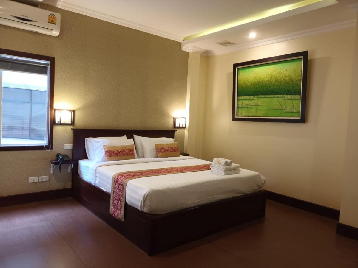 Seasons Riverside Hotel Vientiane Exterior foto