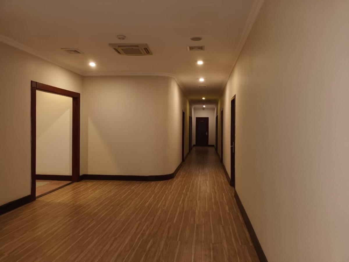 Seasons Riverside Hotel Vientiane Exterior foto