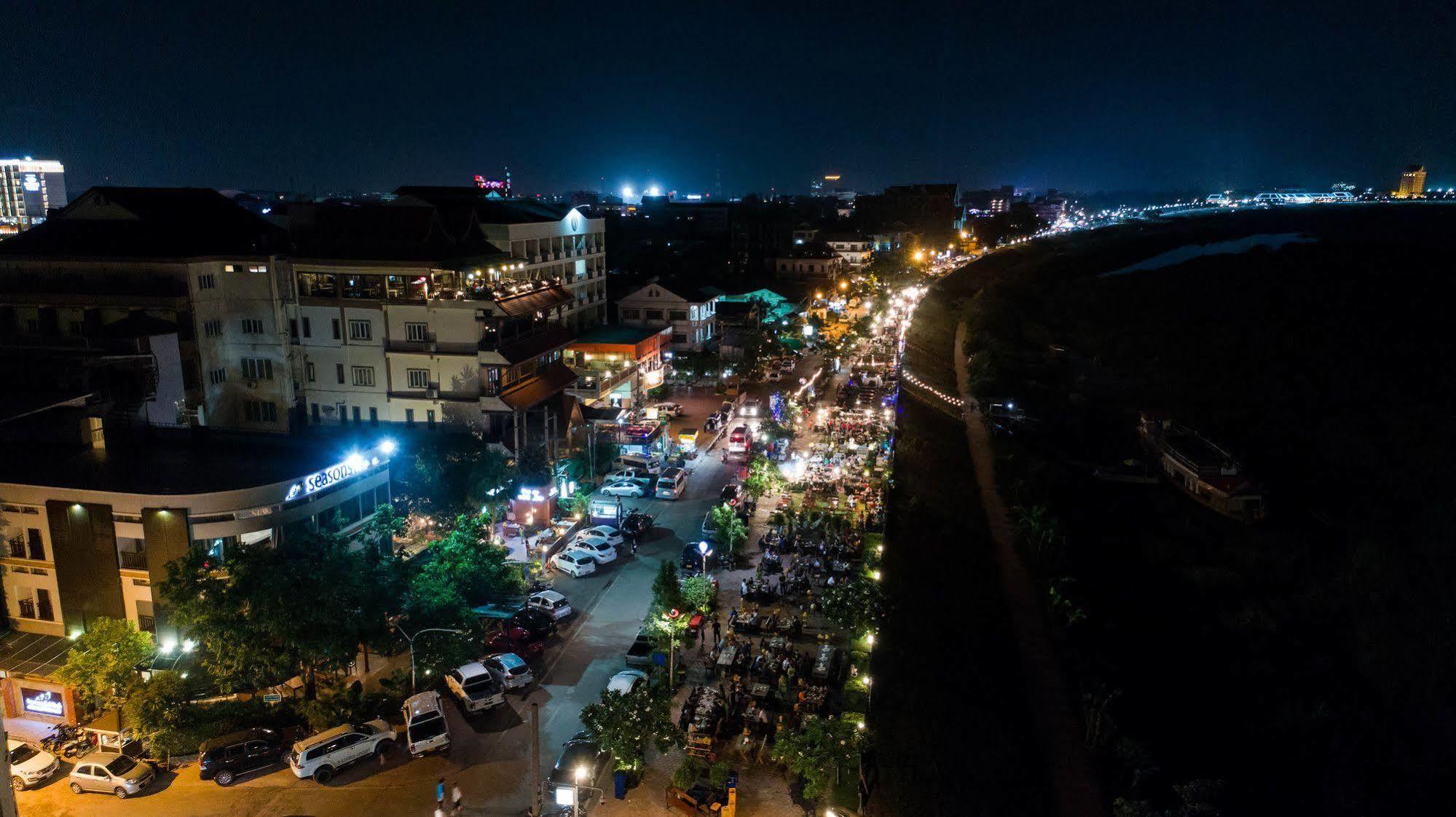 Seasons Riverside Hotel Vientiane Exterior foto